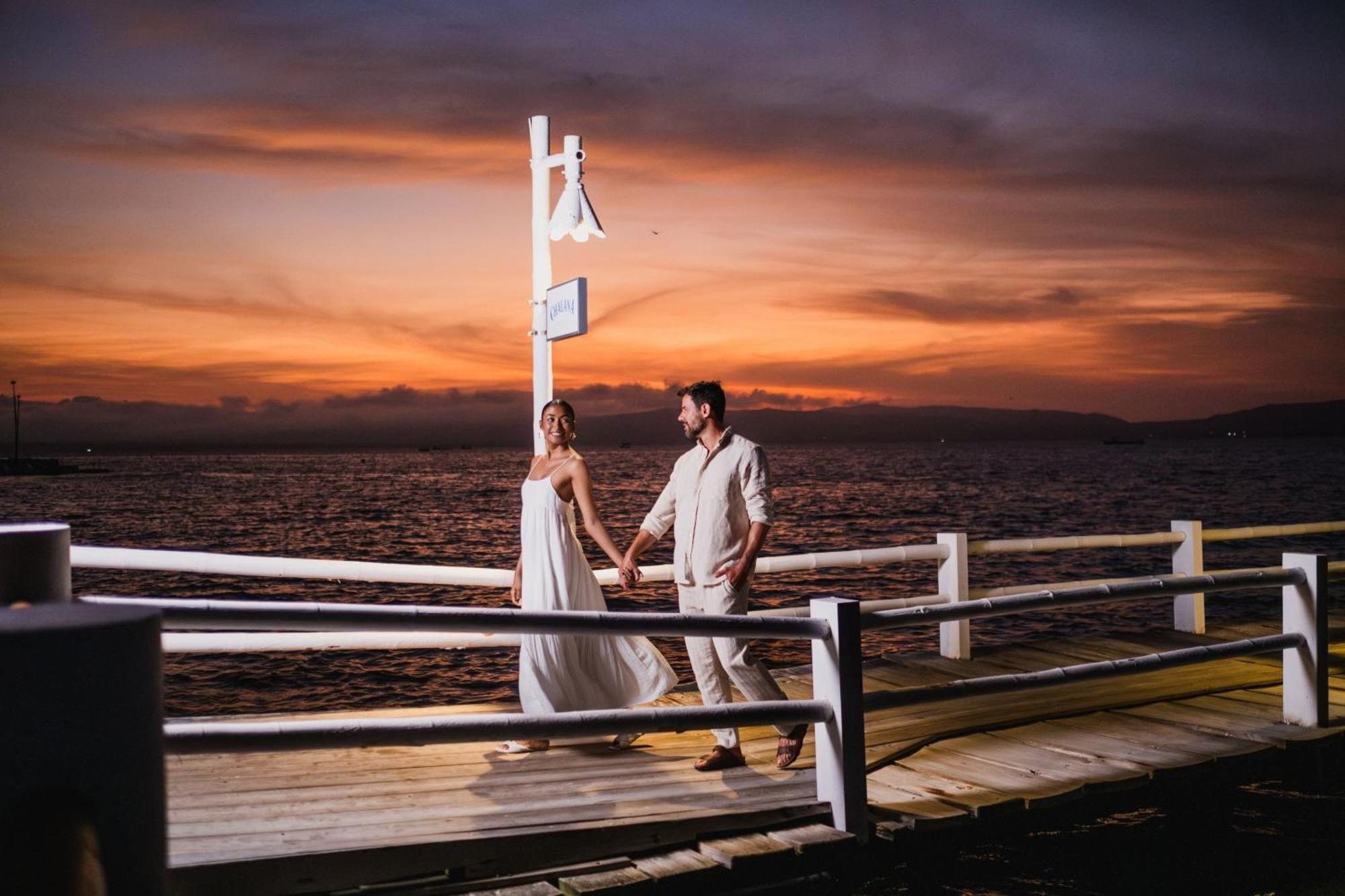 فندق باركاس، أحد منتجعات لاكشري كولكشن، باركاس باراكاس المظهر الخارجي الصورة Sunset at the pier