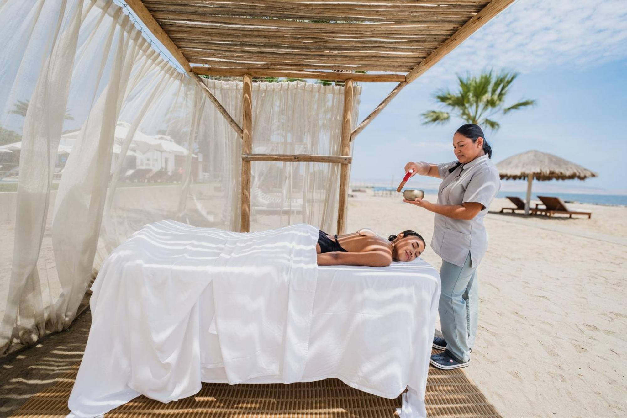 فندق باركاس، أحد منتجعات لاكشري كولكشن، باركاس باراكاس المظهر الخارجي الصورة Spa treatment at a resort