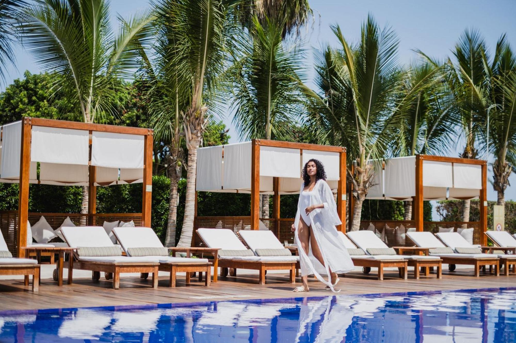 فندق باركاس، أحد منتجعات لاكشري كولكشن، باركاس باراكاس المظهر الخارجي الصورة The swimming pool at the resort