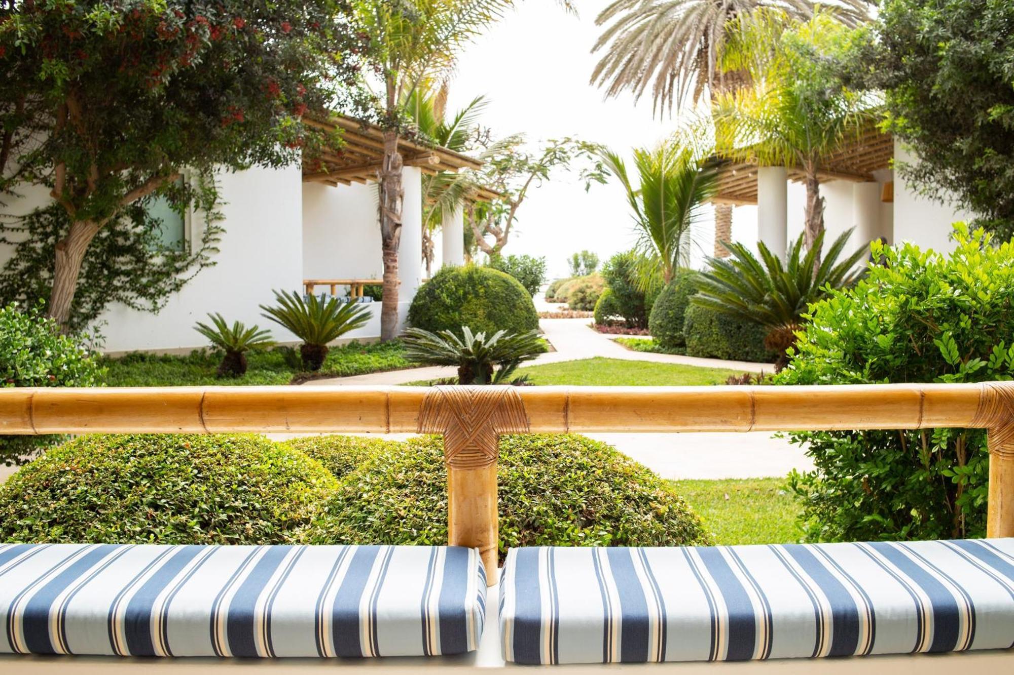 فندق باركاس، أحد منتجعات لاكشري كولكشن، باركاس باراكاس المظهر الخارجي الصورة The resort's gardens